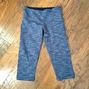 Lululemon Gray Space dye Crop Pants 6 Slightly Staticy